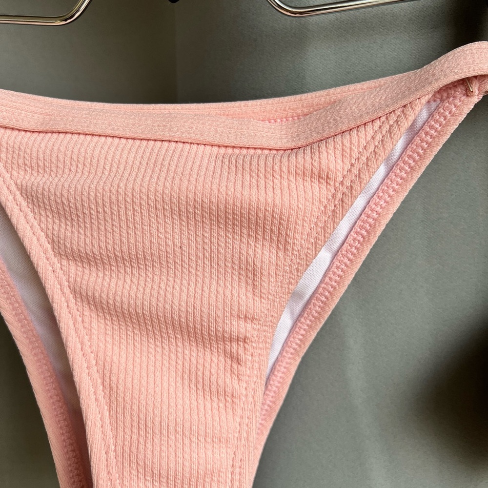 Zaful Blush Ribbed Bikini Set - Picture 3 of 7